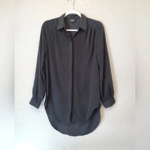 💚5/$25 Express Black Long Sleeve Tunic No Show Button Up Shirt XS